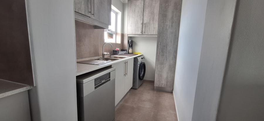 2 Bedroom Property for Sale in Laaiplek Western Cape